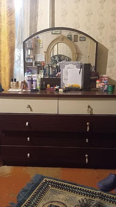 qonag desdi: Mebel dəsti – klassik üslubda - Tualet masası güzgü ilə: üst hissəsi — 1