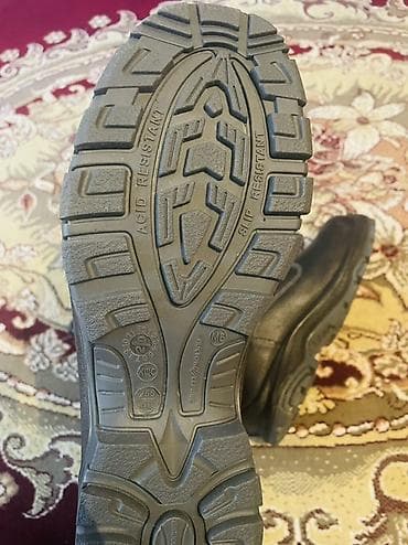 rezin bot: İş ayaqqabısı – “Сапоги ТОФФ АЛЬП МП” (etiketdə qeyd olunub) - Ölçü — 3