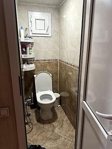 goycayda evler: Bakı, Qaraçuxur qəs., 3 otaqlı, Köhnə tikili, m. Neftçilər, 59 kv. m — 4