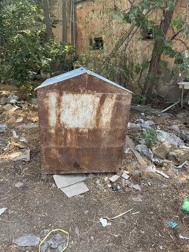 itlər ucuz: Metal it dalağı, dörd künclü quruluşa malikdir və damı yüngül şəkildə — 2