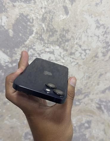 IPhone 13, Qara, Face ID — 3