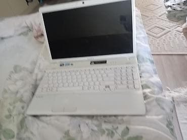 mortal kombat disk: Məhsul: Sony VAIO noutbuku (ağ rəng) Xüsusiyyətlər: - Klaviatura: tam — 2