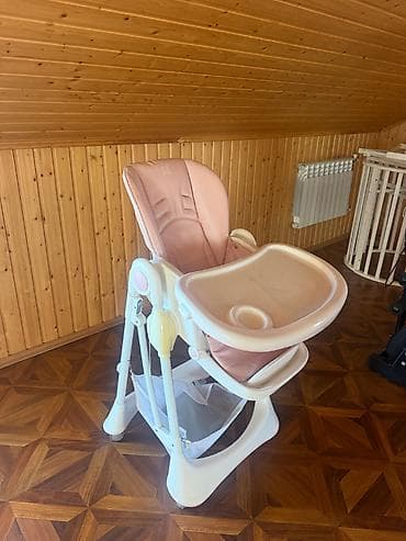 ikea uşaq stulu: Uşaq yemək stulu - Rəng: açıq çəhrayı oturacaq, ağ konstruksiya - — 1