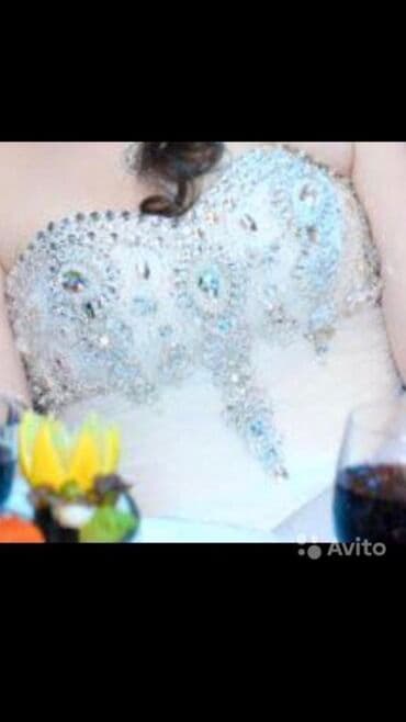 toy donlari ziyafet geyimleri: Qəlinlik paltar Amerikadan Alınıb — 4