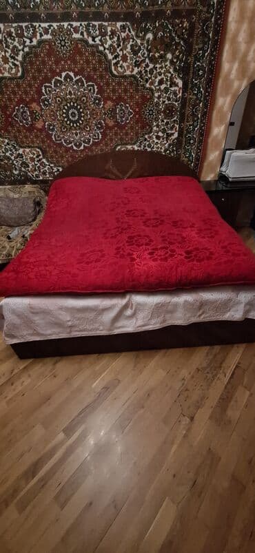 Süni güllər: Böyüklər üçün İşlənmiş Yun Döşək — 1