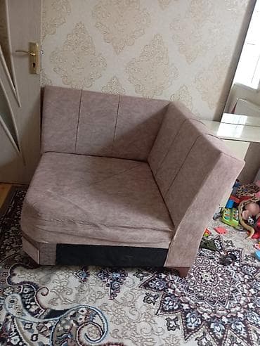 divan alisi: Künc divan, İşlənmiş, Açılmayan, Bazalı, Parça — 3