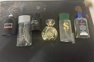 eclat parfum de weekend: Parfüm dəsti – müxtəlif flakonlar və aksesuarlar Dəst tərkibi: - Şüşə — 5