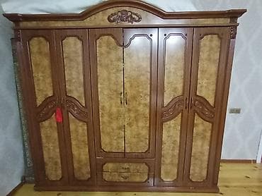 роза гул: Klassik üslubda taxta bufet-konsol - Material: təbii ağac və ağaç — 1