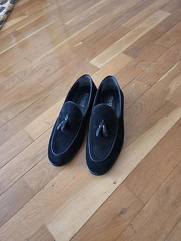 maksan: Türkiyə istehsalı olan qara rəngli süet ayaqqabı. Çox rahat və dəbli — 2