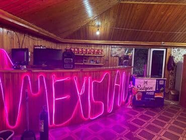 qablasdirici is elanlari 2023: Ofisiant tələb olunur, Gecə klubu, Gündəlik ödəniş, 18-29 yaş, 1 ildən az təcrübə — 3