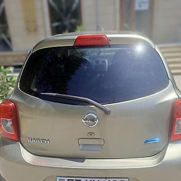 man sat: Nissan March hatchback - Korpus: 5 qapılı kompakt hatchback — 2