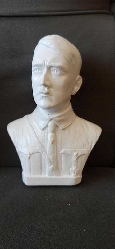 Fiqur, Gips, rəng - Ağ