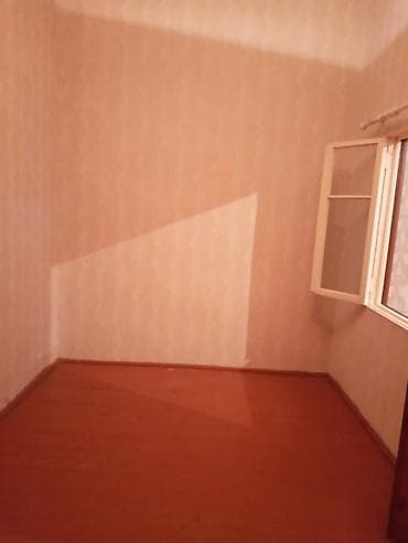 kira: Kirayə mənzil – 2 otaqlı Plan: - Geniş qonaq otağı (divar kağızı — 4