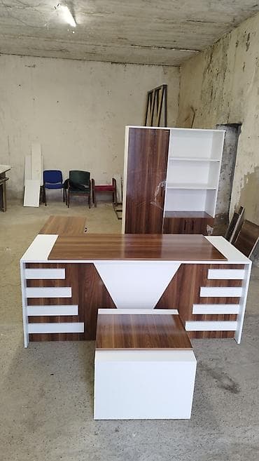 fabrik mebel: Yeni, Müdir üçün, Dördbucaq masa — 2