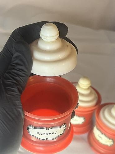 duz qabi: Mətbəx üçün 5 ədəd ədviyyat qabı dəsti 6cının qapağı yoxdu - — 3