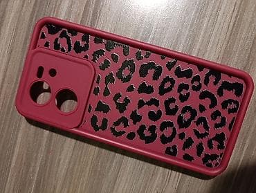 Leopar naxışlı smartfon qabı - Rəng: tünd çəhrayı/bordo fon üzərində