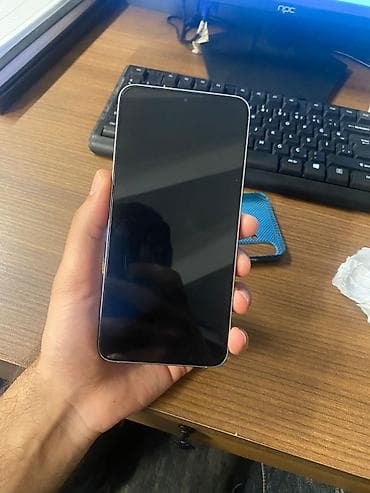 Техника и электроника: Telefon ideal vəziyyətdədir. Problemsiz. Dəyişən detalı yoxdur. Aktiv — 2