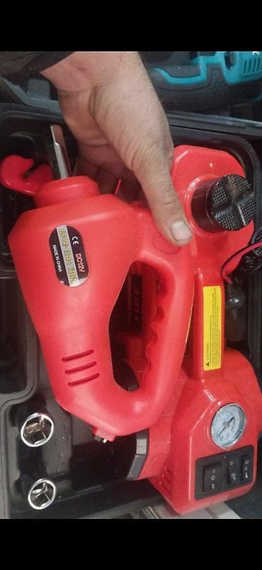 Su nəqliyyatı: Avtomobil təmir dəsdi.5Tonluq danqrat — 3