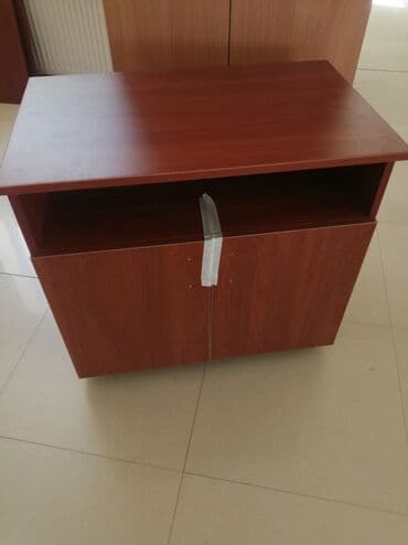 iran kafeli: Müdür kabineti masasi ofis dəsti. Kabinet dəsti stullar, stollar, Kafe — 2