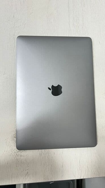 separator qiyməti: MacBook Pro 2017 İ5 128gb 2 cycle (devir) batarya . Çox yaxşı — 1