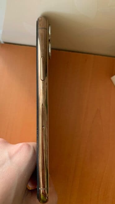 iphone 11 en ucuz qiymeti: IPhone 11 Pro Max, 64 GB, Matte Gold — 2