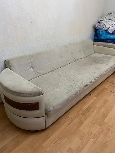 Divanlar: 3m 3 dosek. giymetde razilasmaq olar. ximcistka edib baha da sata — 1