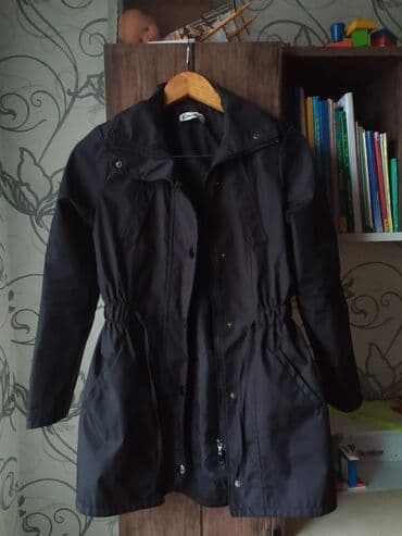 Головные уборы: Qadın üst geyimləri 1) Tünd göy palto - Klassik, dizə qədər uzunluq - — 3