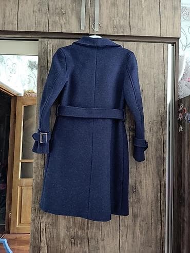 Qadın üst geyimləri 1) Göy palto - Dizə qədər uzunluq - İki yan — 7