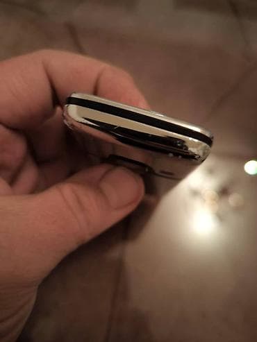 3g wifi modem: Nokia 6700 Slide, rəng - Ağ — 5