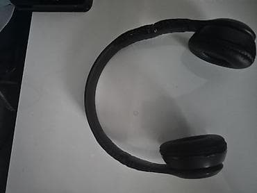 Qulaqlıq – over-ear dizayn, qara rəng - Tip: Təmaslı (on/over-ear) at lalafo.az Qulaqlıq – over-ear dizayn, qara rəng - Tip: Təmaslı (on/over-ear)