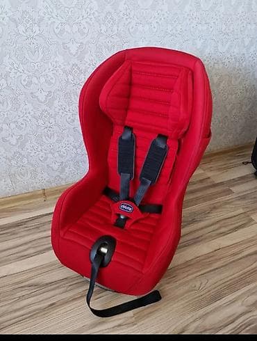 Chicco uşaq avtomobil oturacağı – parlaq qırmızı rəng. vezyeti