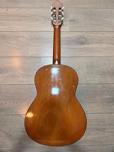 Fleytalar: Klassik gitara, Yamaha — 3