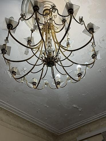 Çılçıraq, 10 və daha çox lampa, Metal lalafo.az -da Çılçıraq, 10 və daha çox lampa, Metal