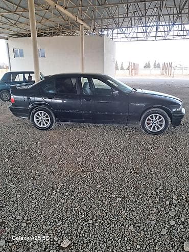 ford transit 1992: BMW 3 series: 2.5 l | 1993 il Sedan — 6