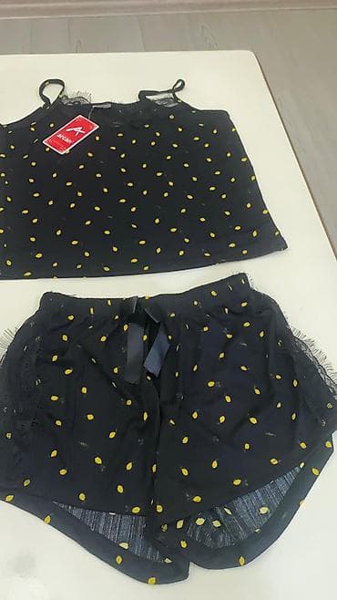Qadın pijama dəsti – Arcan - 2 parçadan ibarət: nazik askılı top və