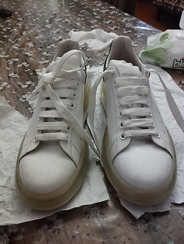 Alexander McQUEEN tərzində ağ kişi krossovkaları - Rəng: ağ, arxa
