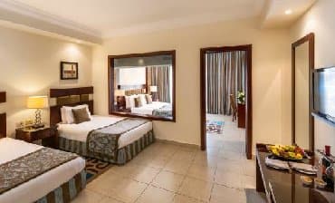 новостройки баку: Hotel bir gunu 35 azn — 1