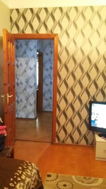 şəhər bağları mənzil satılır: Bakı, 3 otaqlı, Köhnə tikili, 72 kv. m — 4