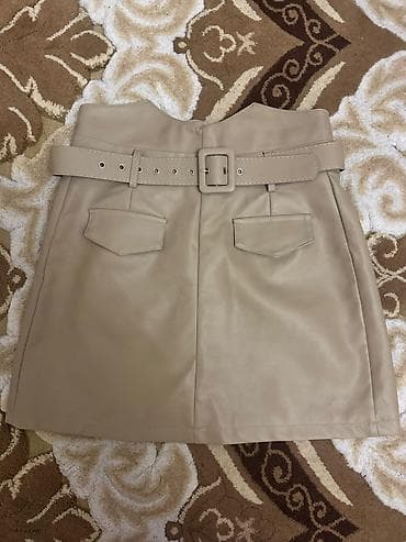 Toy paltarları və aksesuarları: Bej rəngdə mini ətək – eko‑dəri - Yüksək belli model - Eyni — 1