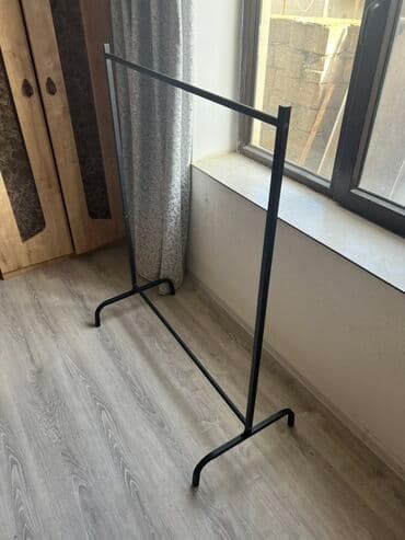 lazer otagi arenda: Ölçü texmini Hündürlük 134 Eni 103 Metall paltar asılqanı/rax - — 5