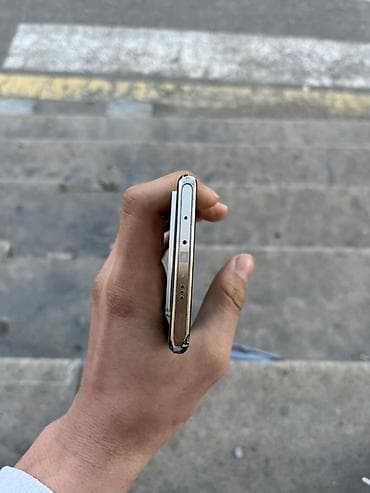 Infinix Note 40 Pro, 256 GB, rəng - Yaşıl, Sensor — 7