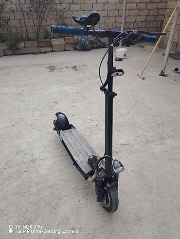 Elektrik skuter süret 51 di çekiden asıldı - Güclü ön işıq və