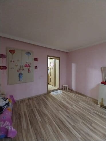 ev xacmaz: 3 otaqlı, 100 kv. m, Orta təmir — 11