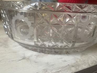 Şüşə/kristal salat qabı - Material: qalın, şəffaf şüşə (kristal