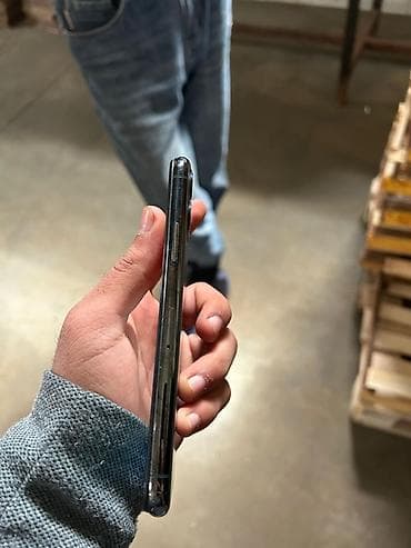 iphone 6s ideal: IPhone 11 Pro, Matte Midnight Green, Face ID — 4