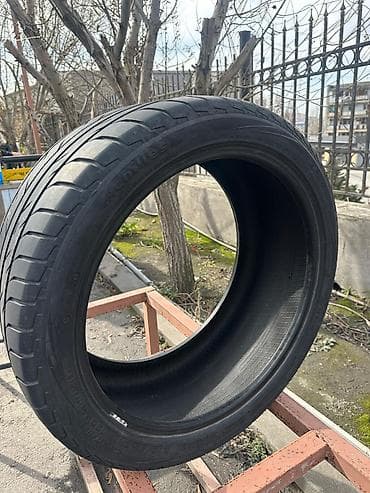 Achilles 275/35 ZR19 1 ededdir - 4 fesil tekerdir Cox az surulub