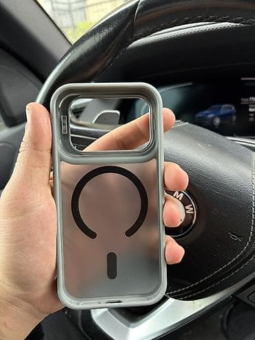 Uyğunluq: Yalnız iPhone 17 Pro modelləri üçün • Dizayn: Minimalist və