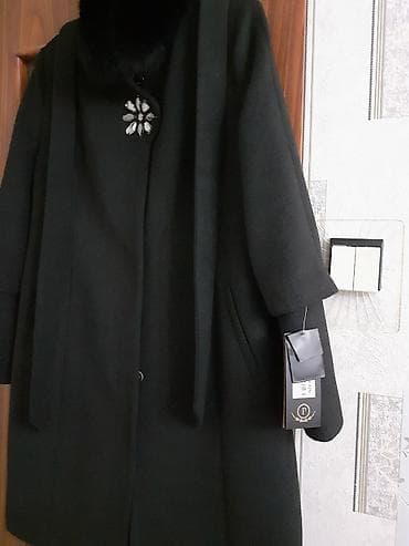 Palto kasmirdi geynilmiyib paucino firmasi xez cixir qollar acilir