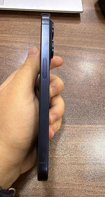 Infiniti: IPhone 15 Pro, 256 GB, Blue Titanium — 6