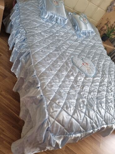 divan pokrival: Yataq üçün Yeni rəng - Mavi Yataq örtüyü — 1